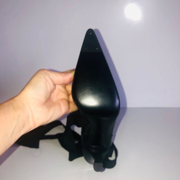 Gucci lace up stiletto - Picture 4 of 8